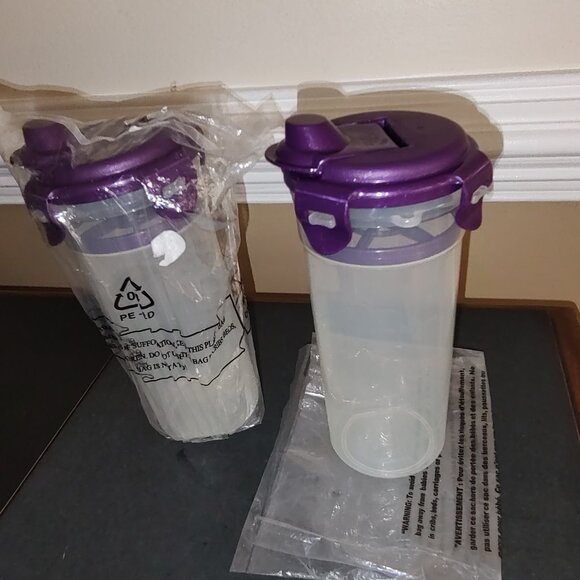 TWO LOCK n LOCK MIXER/SHAKER JARS W/BLENDING DISC LOCK LIDS BPA FREE 16.9 OZ EA - Picture 6 of 6